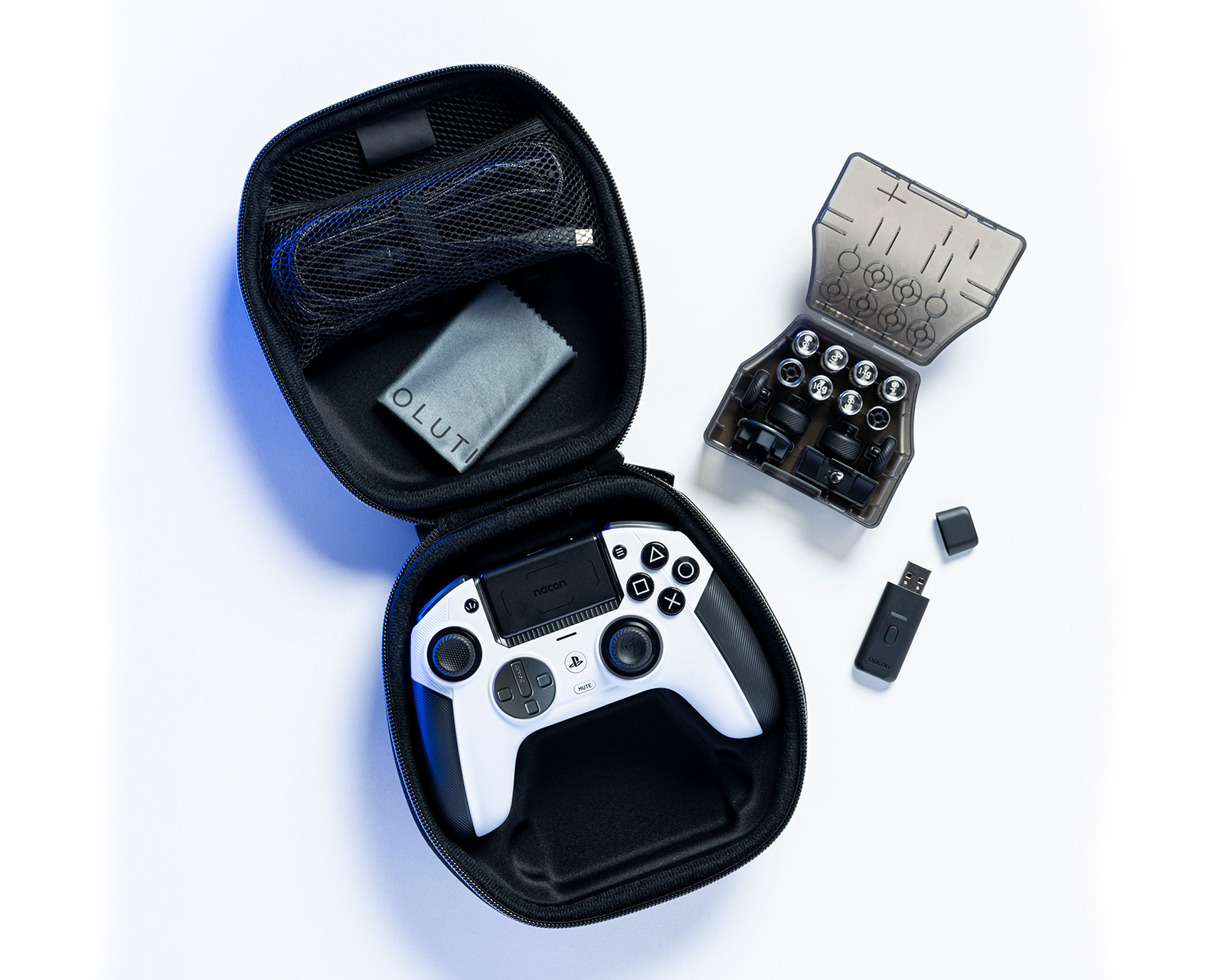 PS5用 NACON REVOLUTION 5 PRO Amazon.co.jp: Nacon - Revolution 5 Pro コントローラー ホワイト