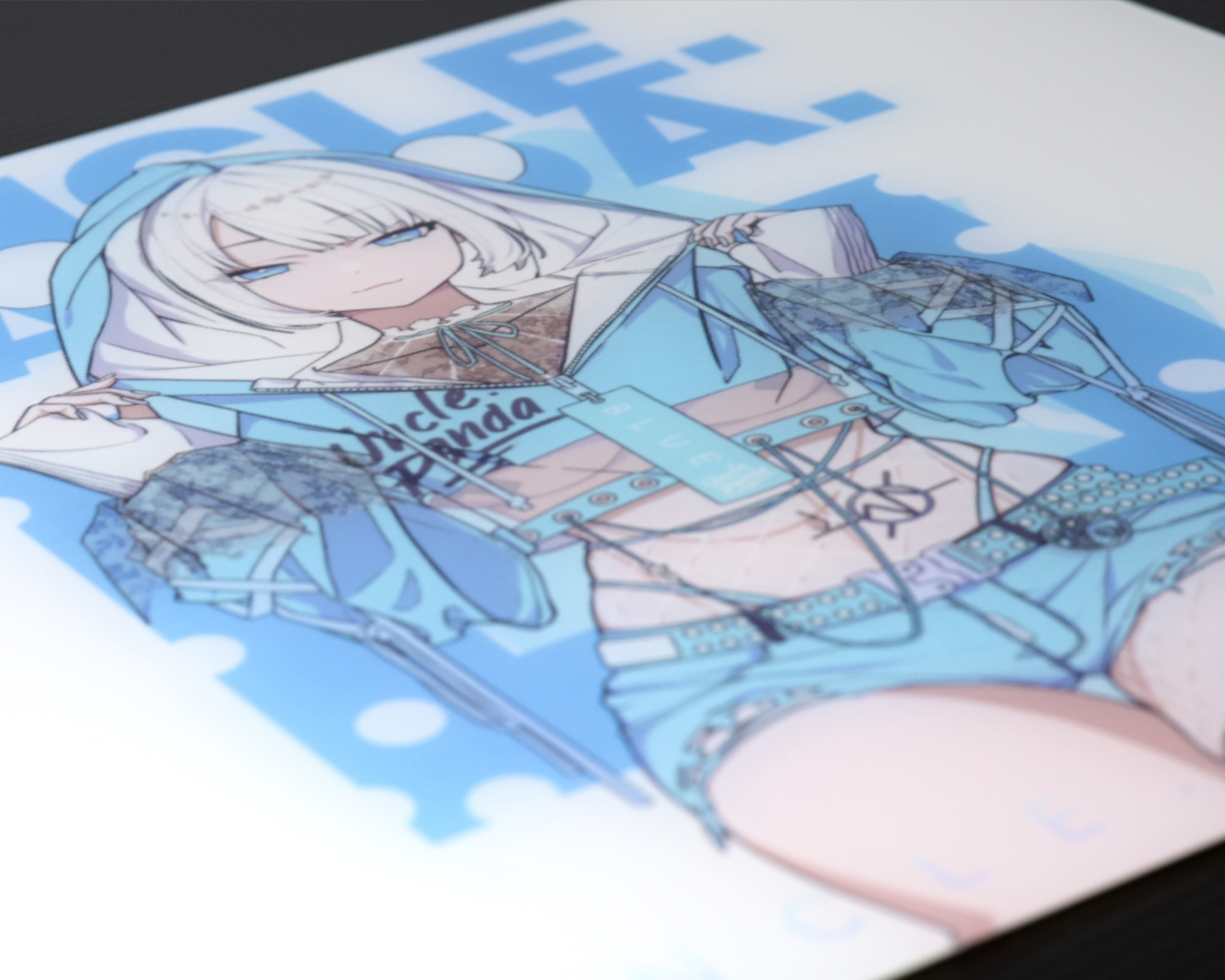 Uncle Panda Blue SP Glass Mousepad - MaxGaming.com
