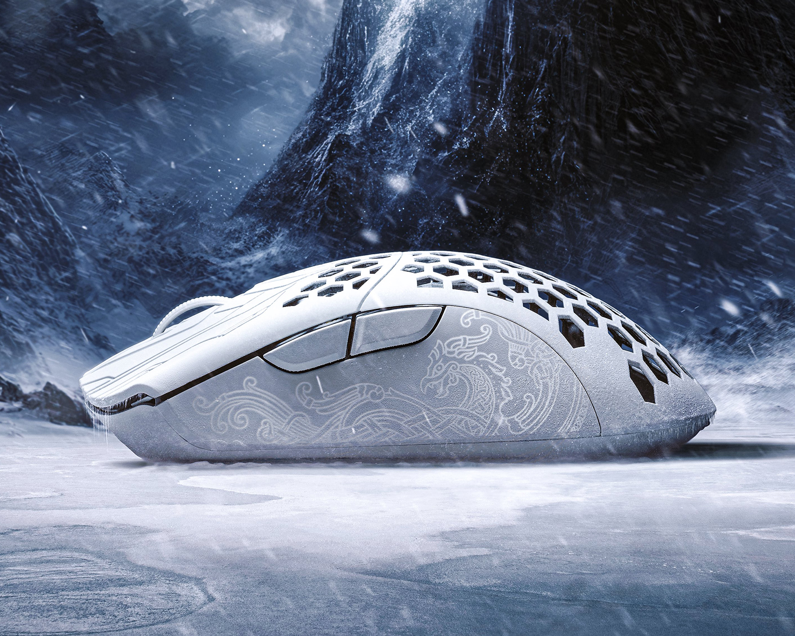 Finalmouse ULX Frostlord - Medium (DEMO) - MaxGaming.com